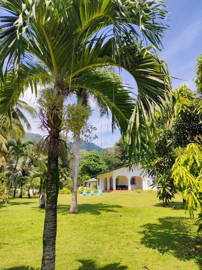 Villa Luana Yuna Au Cap Bagian luar foto